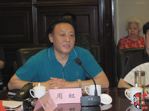 河南省音樂(lè)家協(xié)會(huì)主席、著名作曲家周虹