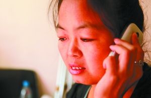 每次給家人打電話，史女士都會很難過。