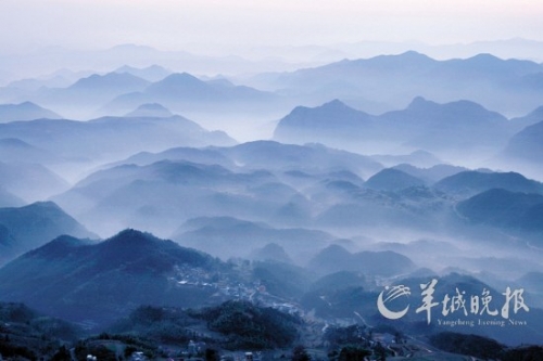天臺山風(fēng)光如畫。