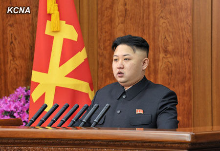 據(jù)朝中社報(bào)道，朝鮮最高領(lǐng)導(dǎo)人金正恩1日發(fā)表2013年新年賀詞。