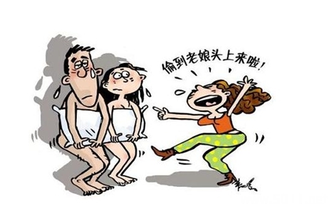 官員當(dāng)二奶面嫖娼二奶拍艷照舉報！這劇情太離譜趕上電視劇