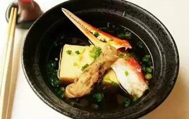 就一點(diǎn)兒紫菜跟生魚片 日料沒吃什么為啥還那么貴？