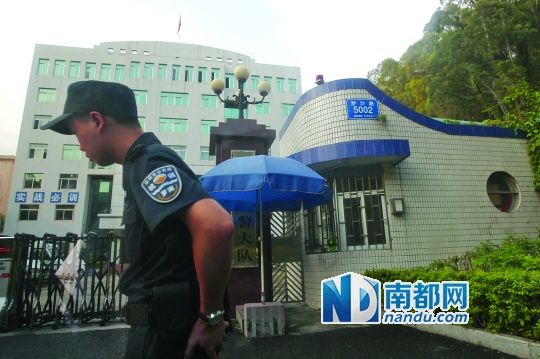 　中標(biāo)的美發(fā)公司注冊地點就在羅湖公安分局巡警大隊里面。