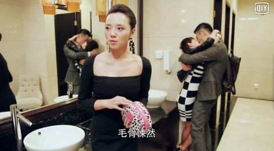 近些年有一種偽現(xiàn)實(shí)劇，它們會(huì)起一個(gè)沾邊社會(huì)熱點(diǎn)的名字，擺出一副關(guān)切大時(shí)代的宏大姿勢(shì)。當(dāng)然了，你無(wú)法和它們較真，因?yàn)樗麄兊膭∽鞣绞綕M是俗套，價(jià)值觀也歪到?jīng)]譜。