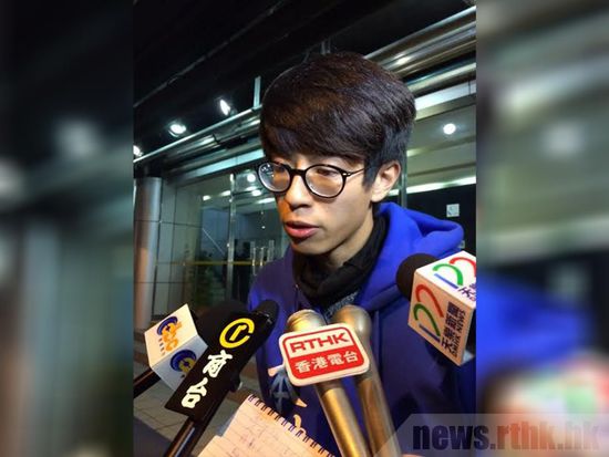黃臺(tái)仰因設(shè)想?yún)⑴c旺角暴亂被香港警方拘捕，被指涉嫌參與旺角暴動(dòng)。